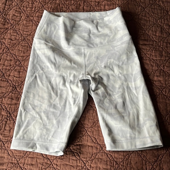 lululemon athletica Pants - Lululemon bike shorts